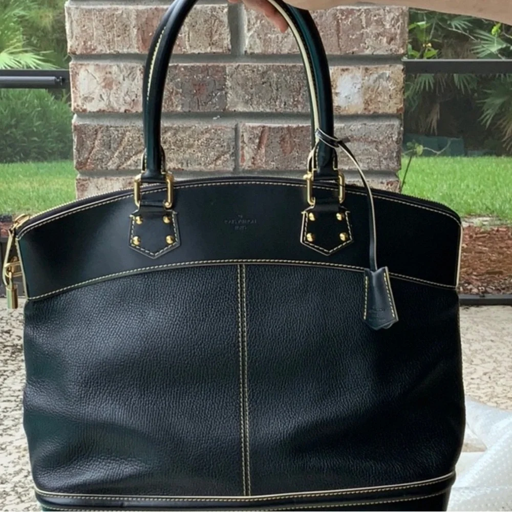 Louis Vuitton Suhali Lockit GM; great condition, clean interior - Picture 3 of 7
